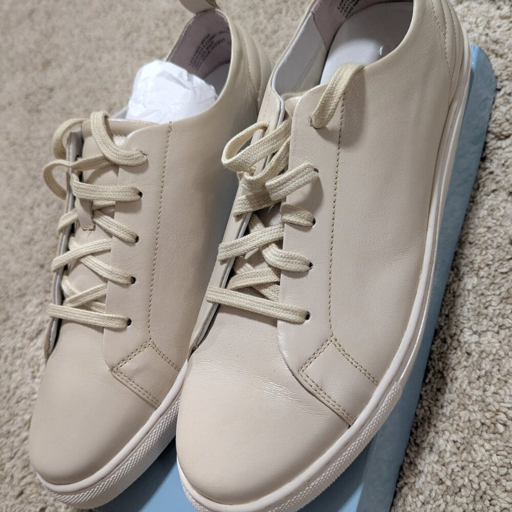 BNIB Seychelles Renew Sneaker in Off White Leather, size 14 Women's/Men's sz 12